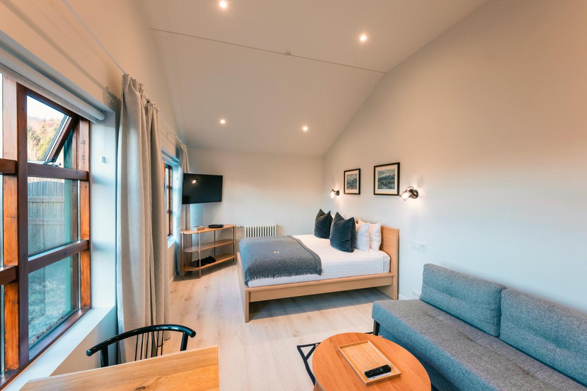 Garthur Stay Inn & Secret Lagoon Included! Флудир Екстериор снимка