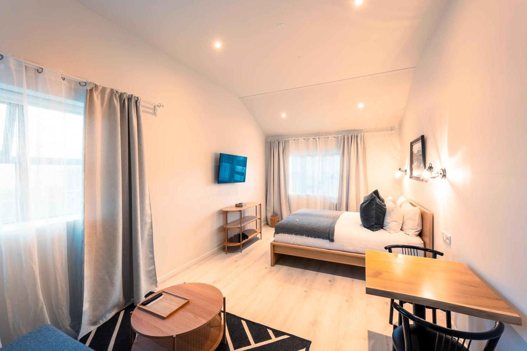 Garthur Stay Inn & Secret Lagoon Included! Флудир Екстериор снимка